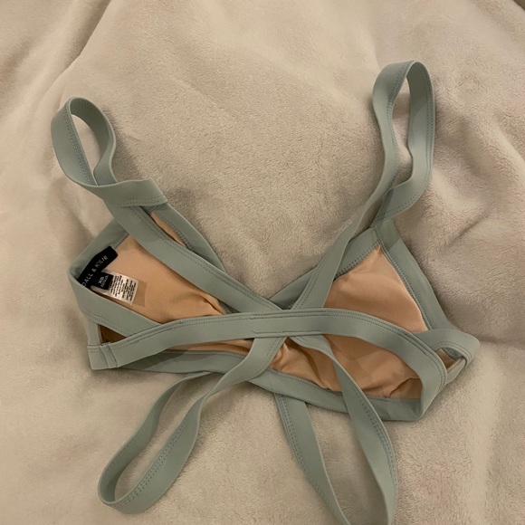 Kendall and Kylie bikini top - Picture 3 of 3